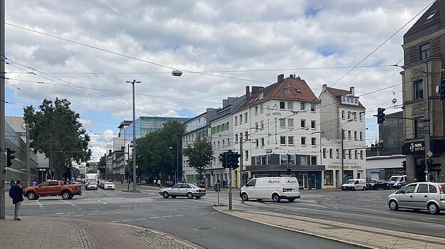 Grosse Allee by Matthias Makosch